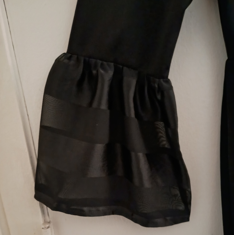 SHEIN Elegant Black Dress - Picture 7 of 10